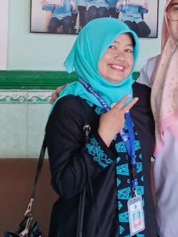 Hj. HETI RESMIATI SAID, S.Pd